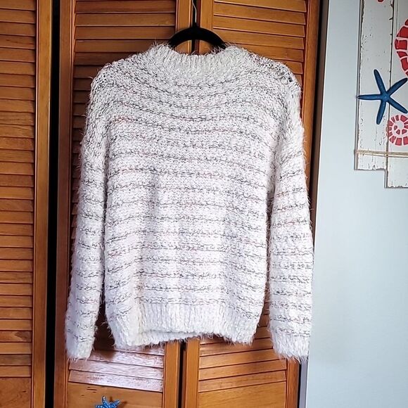 Altar'd State knit sweater size S/M A0001 - Picture 5 of 8